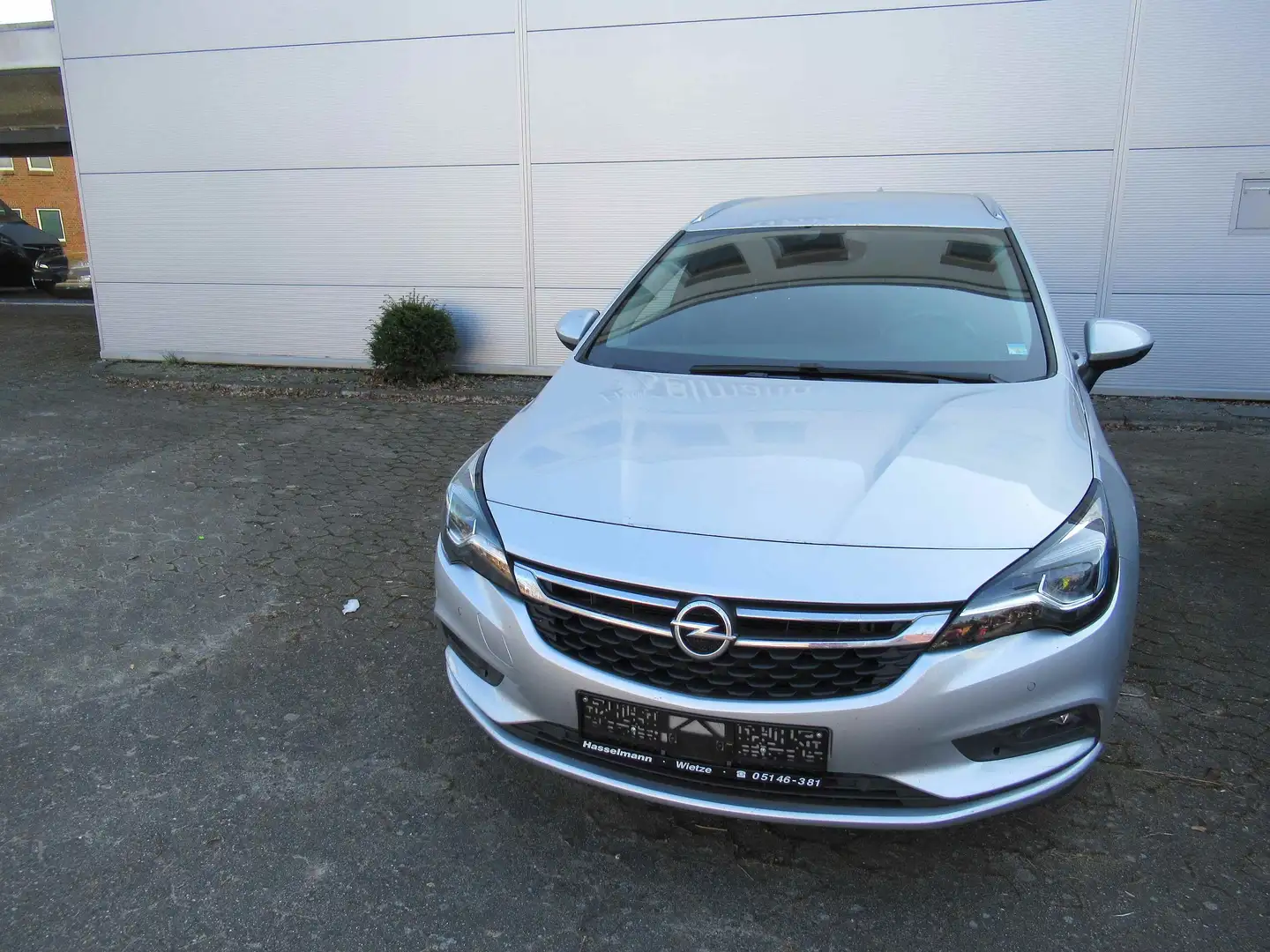 Opel Astra ON Start/Stop Silber - 2