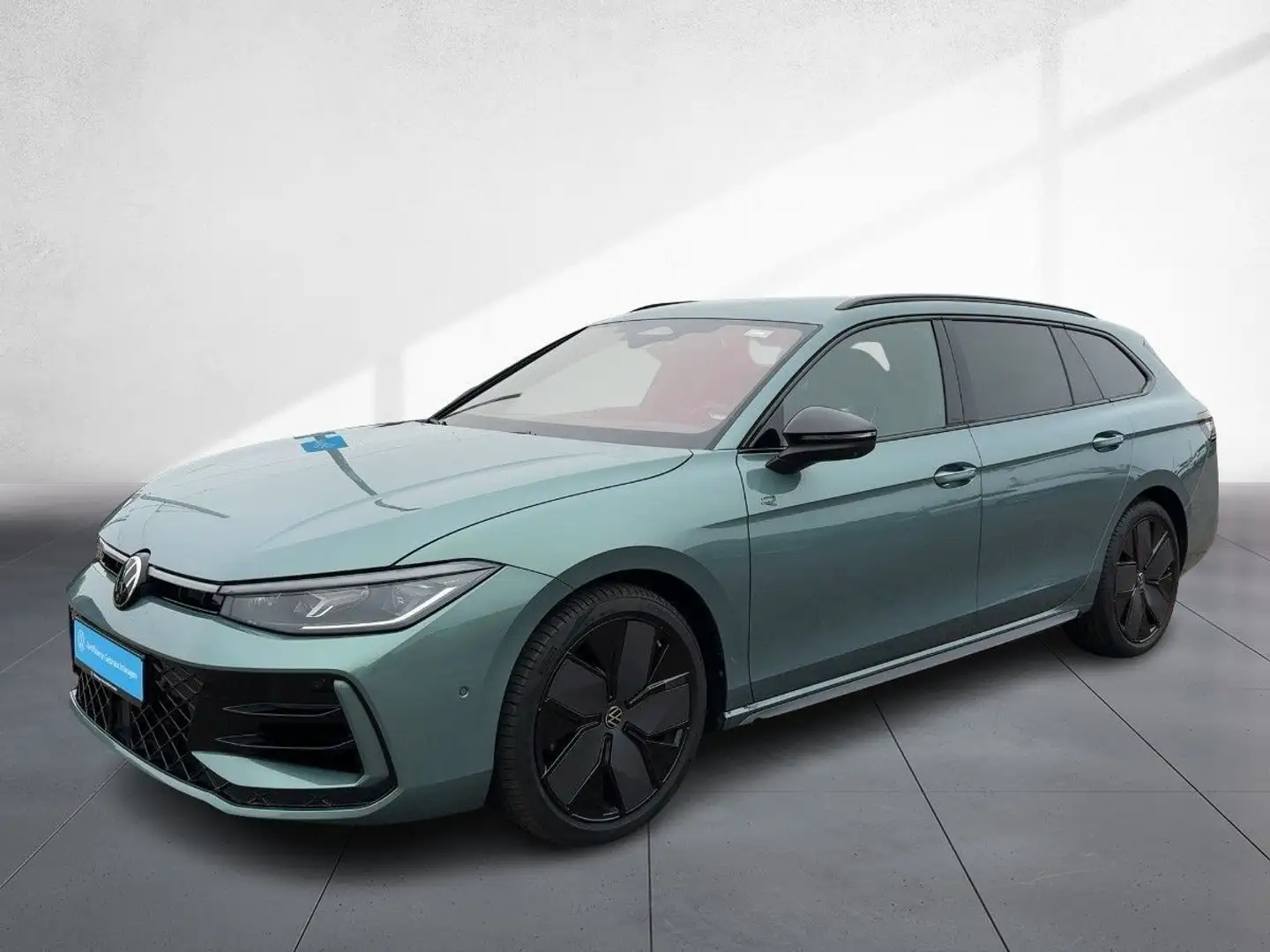Volkswagen Passat Variant 2.0 TSI DSG R-Line Kamera AHZV HU Grün - 2