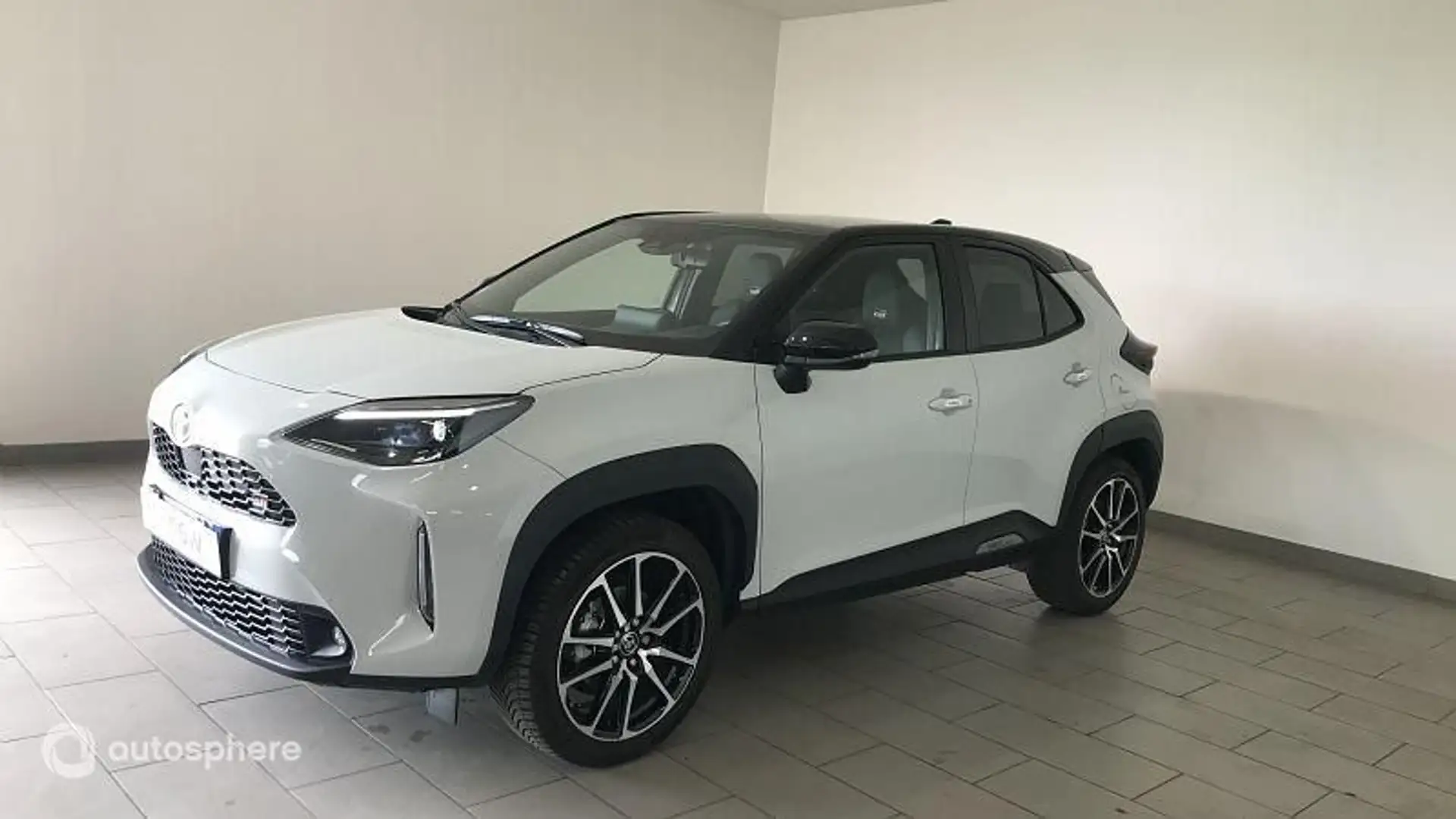 Toyota Yaris Cross 116h GR Sport MY22 - 1