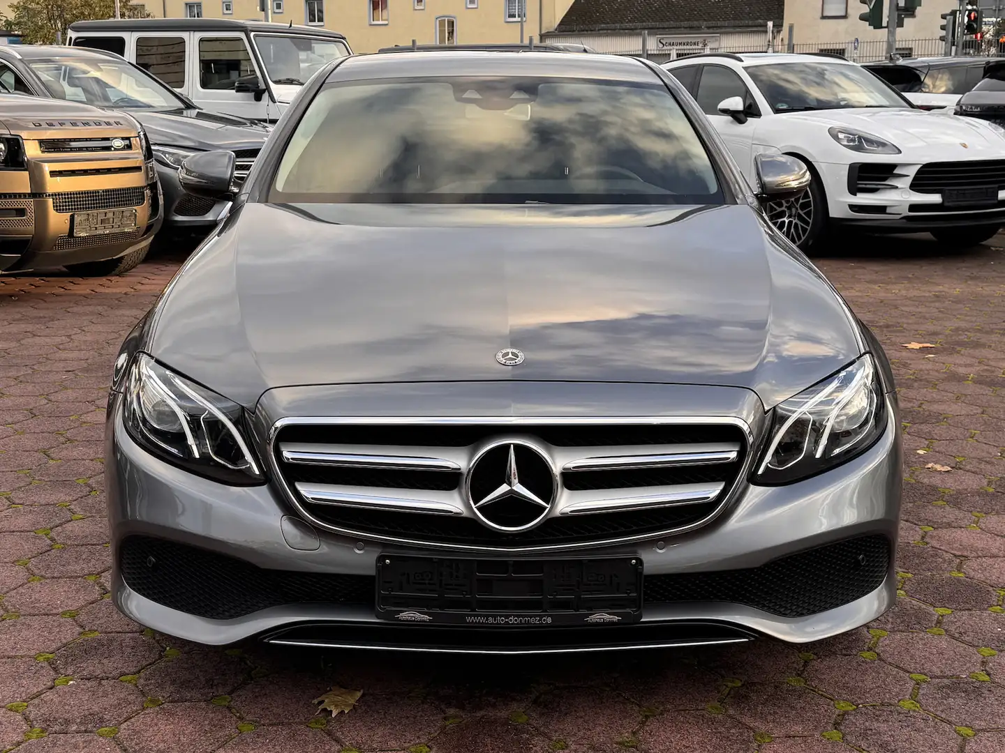 Mercedes-Benz E 220 d Avantgarde RFKA COMAND HUD MEMORY STDHZG Grau - 2