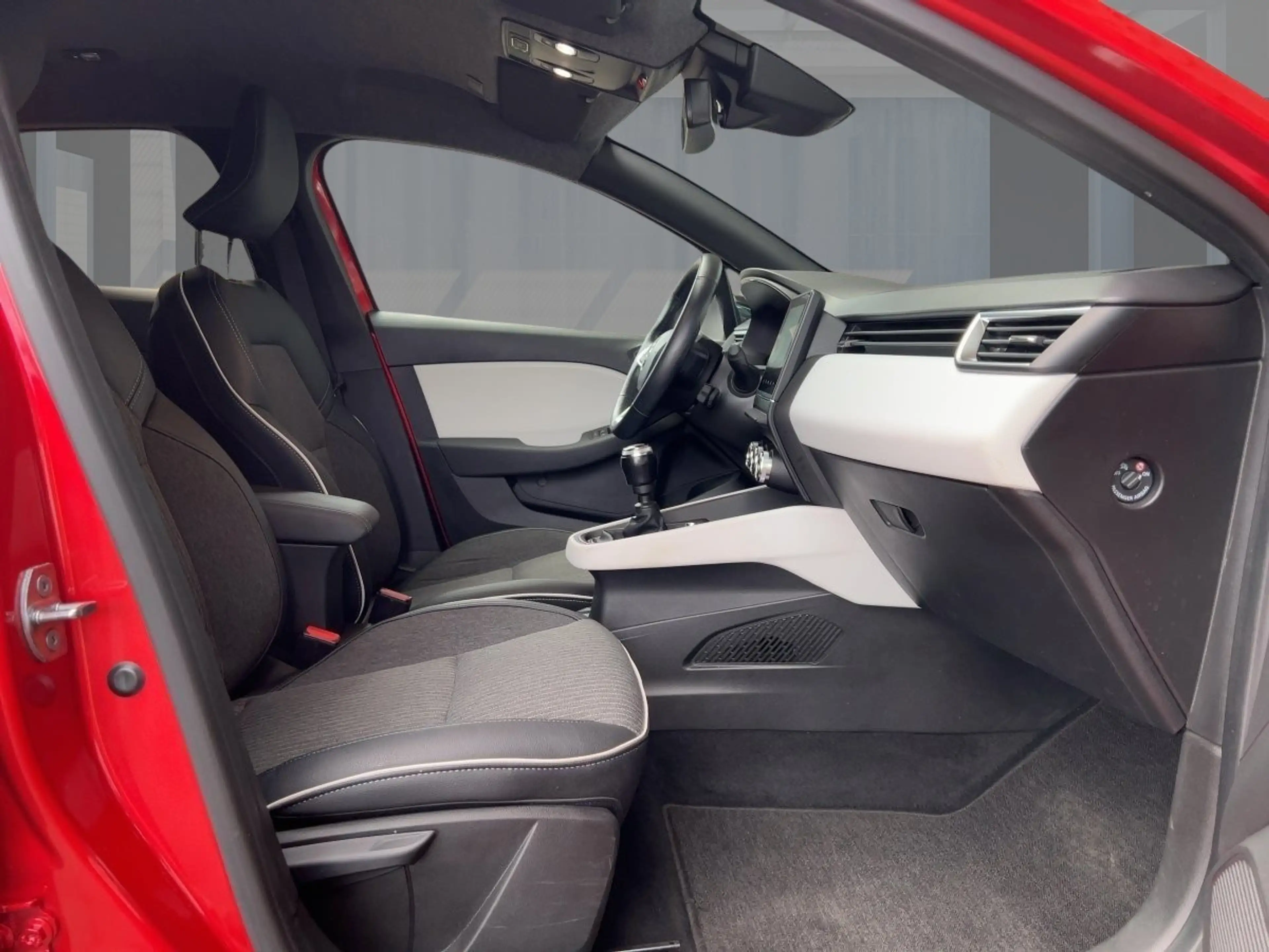 Renault Clio TECHNO TCe 90 Apple CarPlay Rückfahrkamera — photo 8