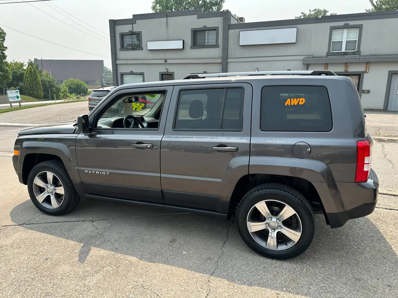 Jeep Patriot photo Jeep Patriot