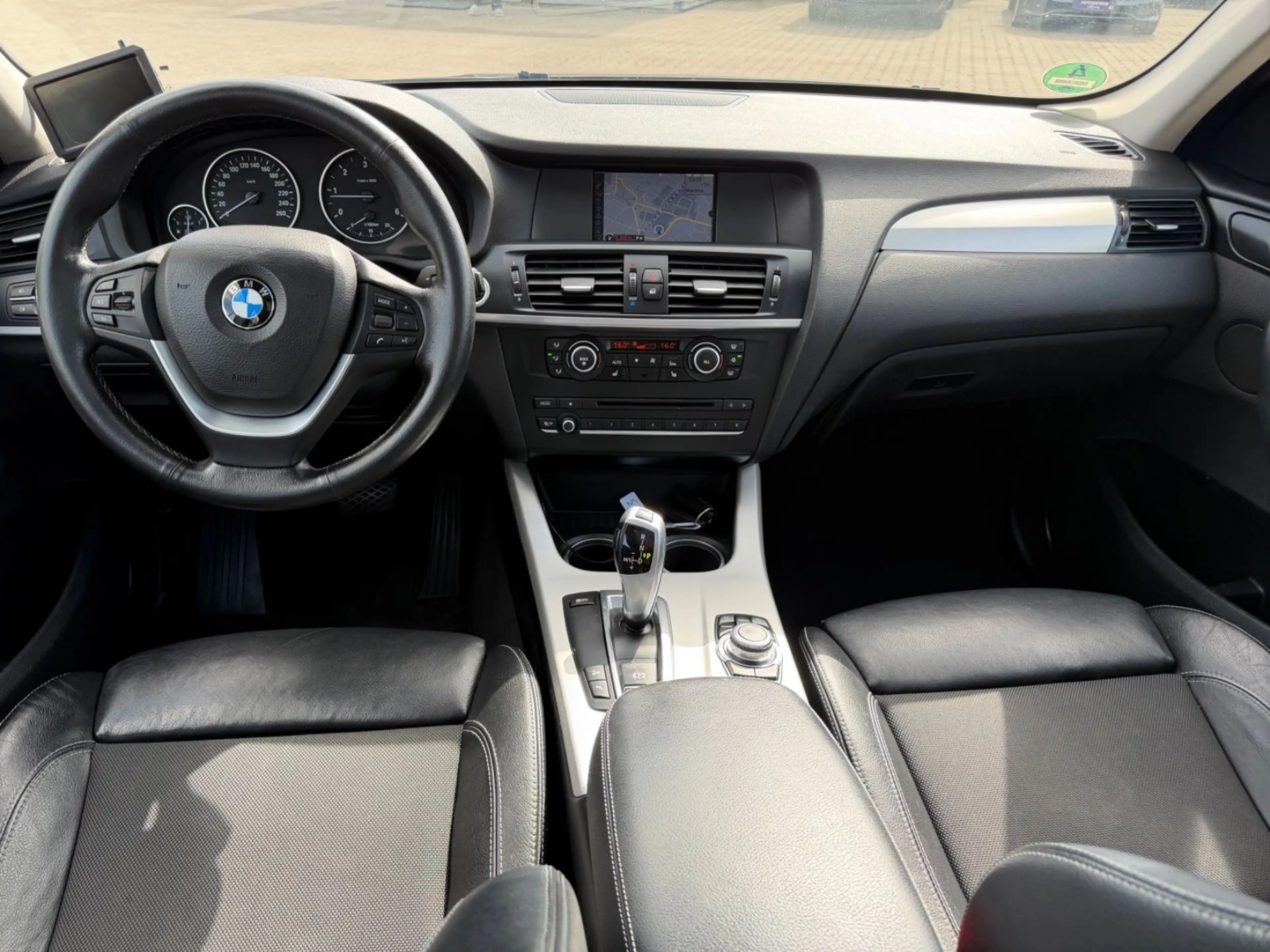 BMW X3 xDrive 20 d/EURO5/NAVI/KLIMA/AHK/PANORAMADACH — photo 14