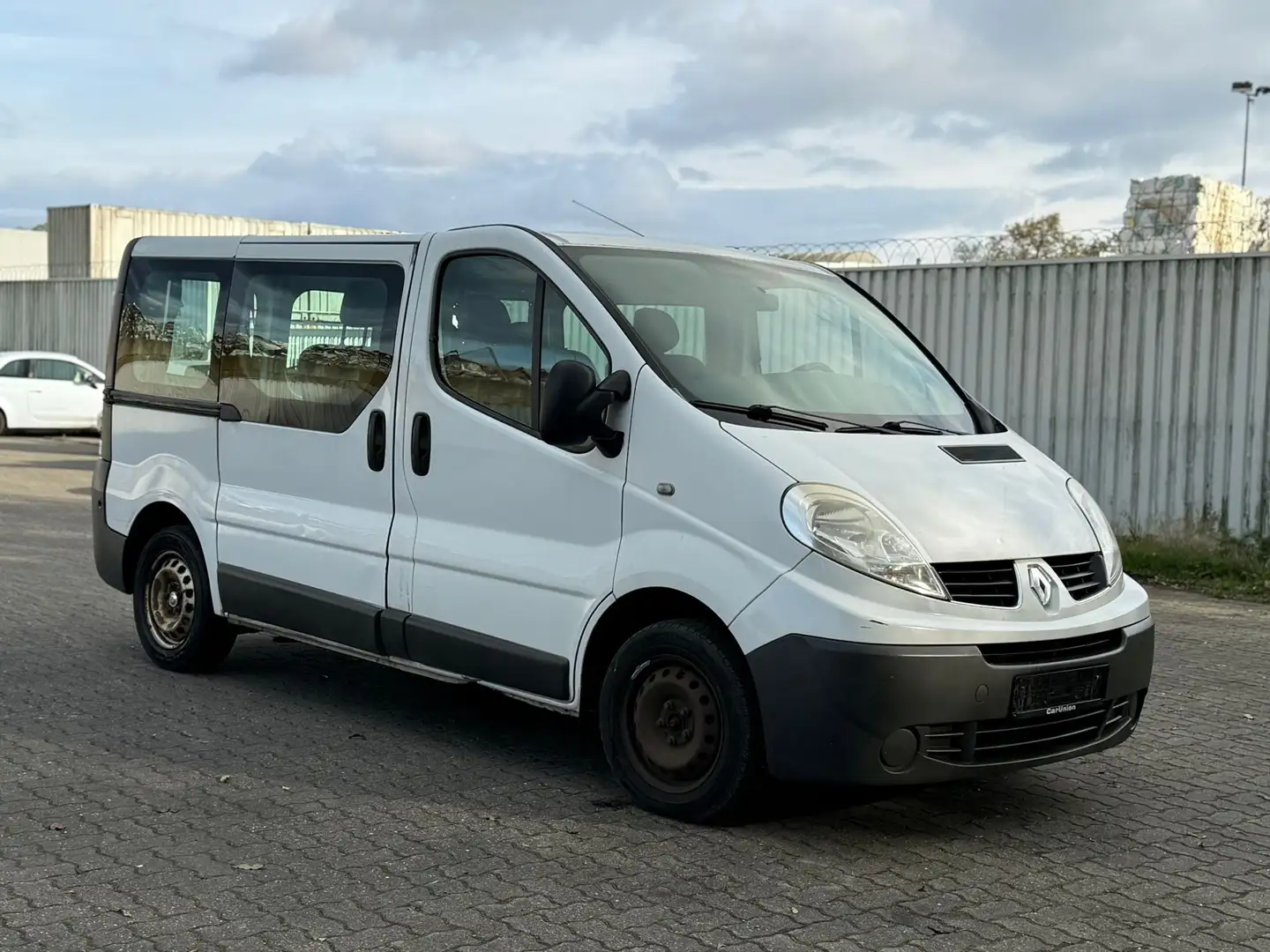 Renault Trafic 2.0 dCi - 1
