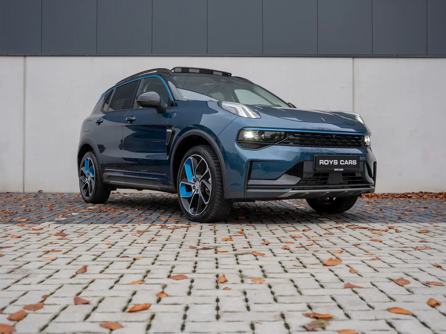 Lynk & Co 01 01 PHEV Bleu - 2