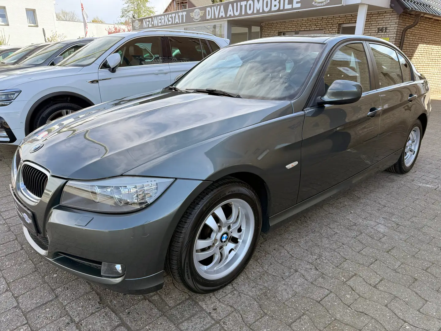 BMW 318 318d Limousine Groen - 1