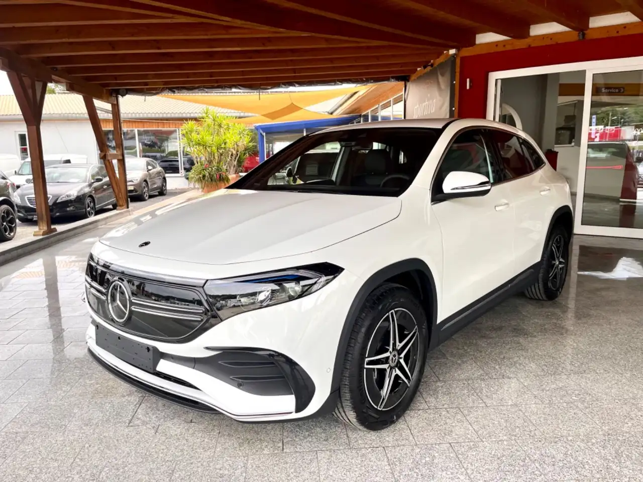 Mercedes-Benz EQA