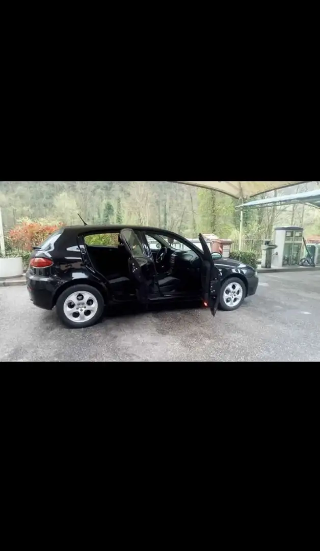 Alfa Romeo 147 vendo Alfa Romeo 147 - 1
