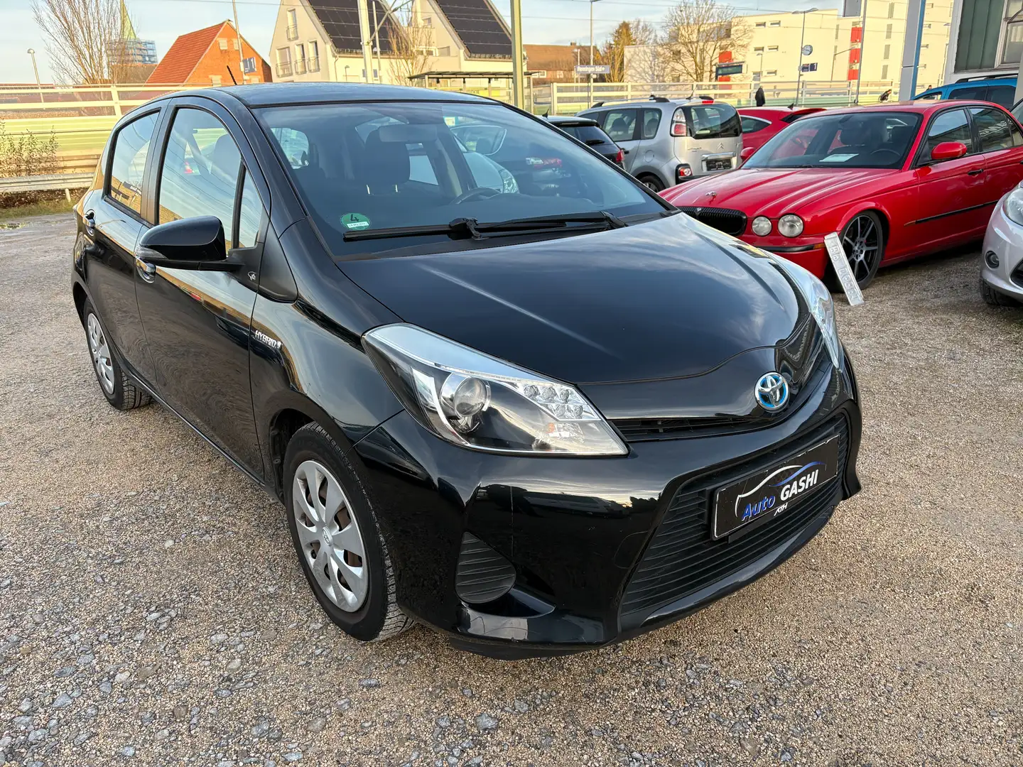 Toyota Yaris Hybrid Life Nero - 1