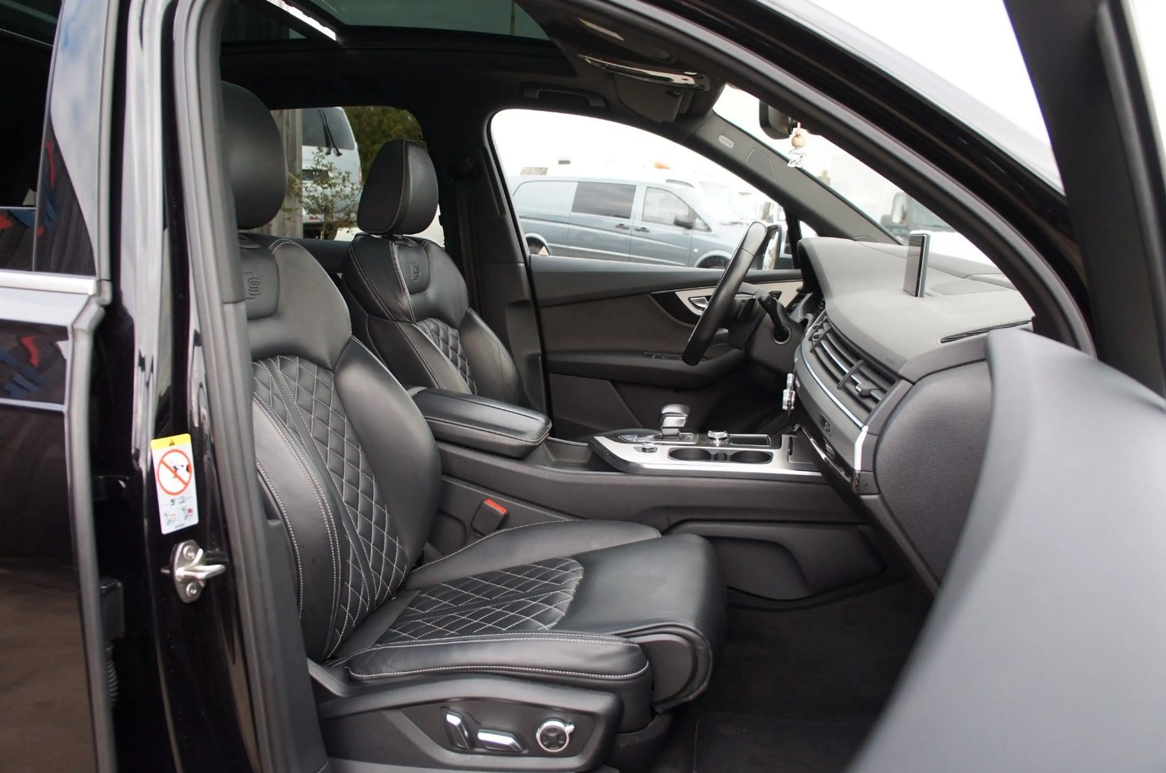 Audi SQ7 4.0 TDI Quattro HUD Pano 360° Bose 320KW Eu6 — photo 13