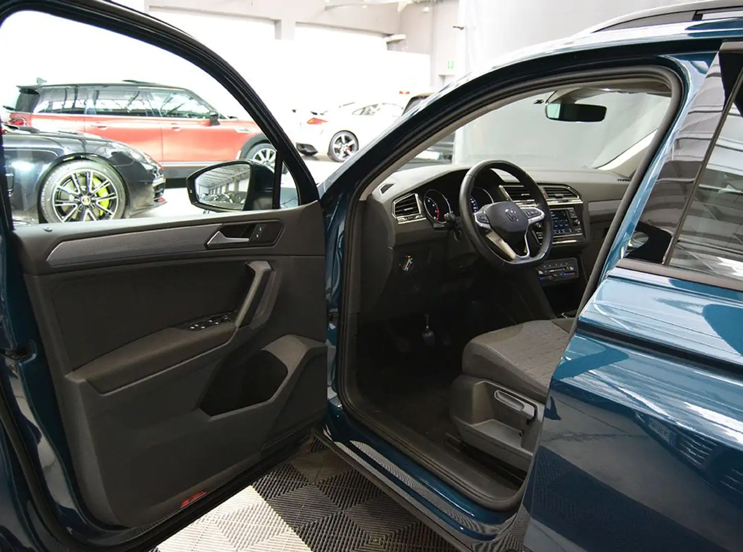 Volkswagen Tiguan 1.5 TSI ACT Life UniProprietario Ok Neopatentati Bleu - 2