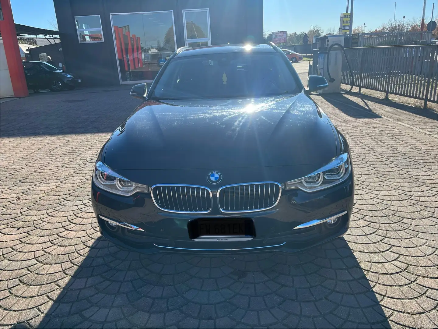 BMW 316 316d Touring Luxury auto - 1