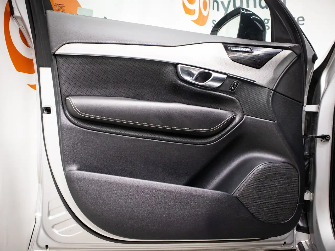 Volvo XC90 снимка Volvo XC90