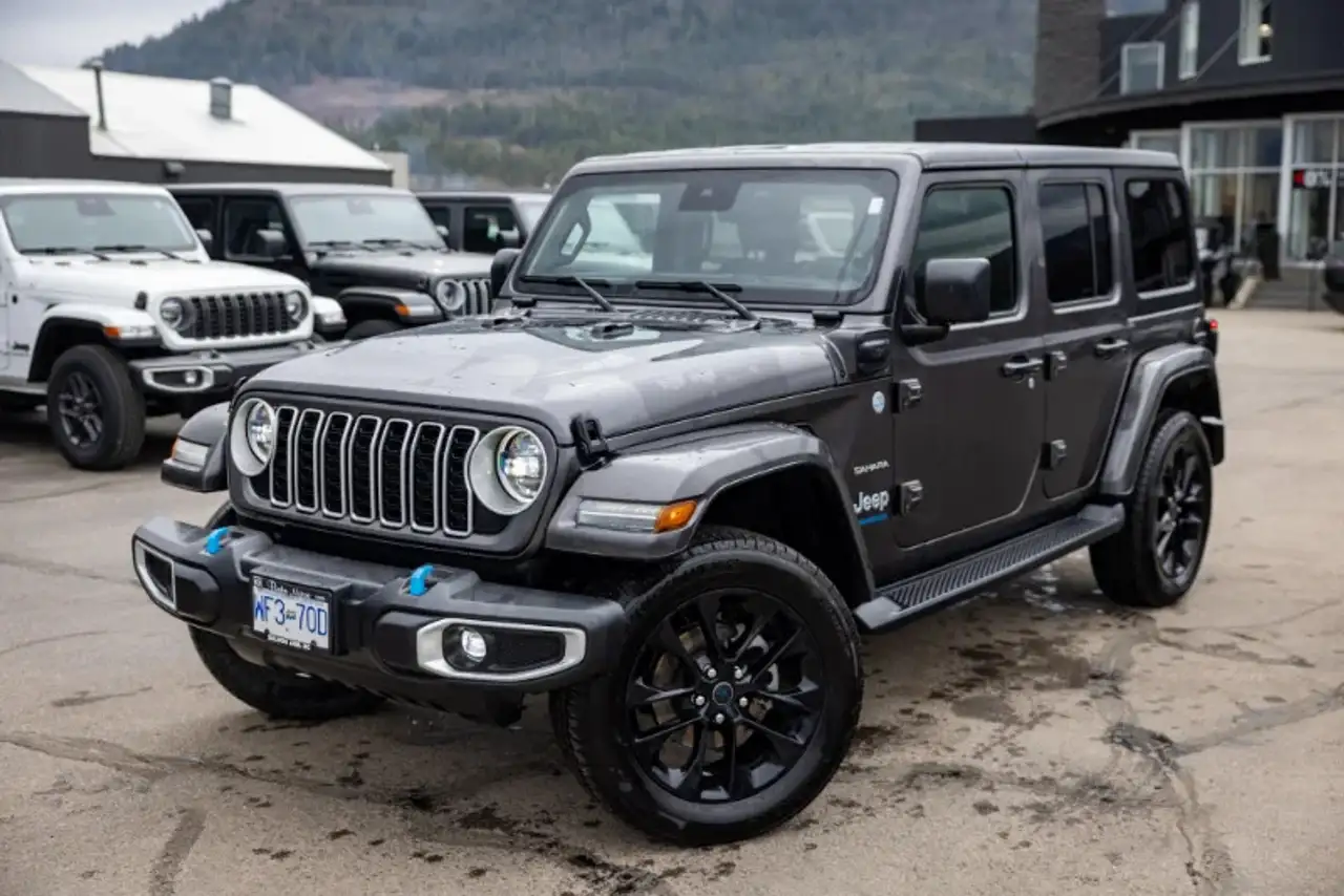 Jeep Wrangler снимка Jeep Wrangler