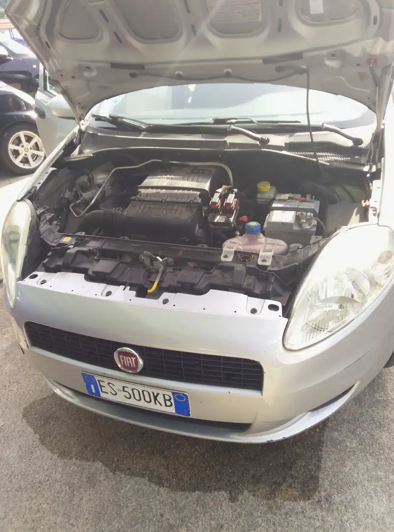 Fiat Grande Punto 5p 1.4 natural power Actual 77cv - 1