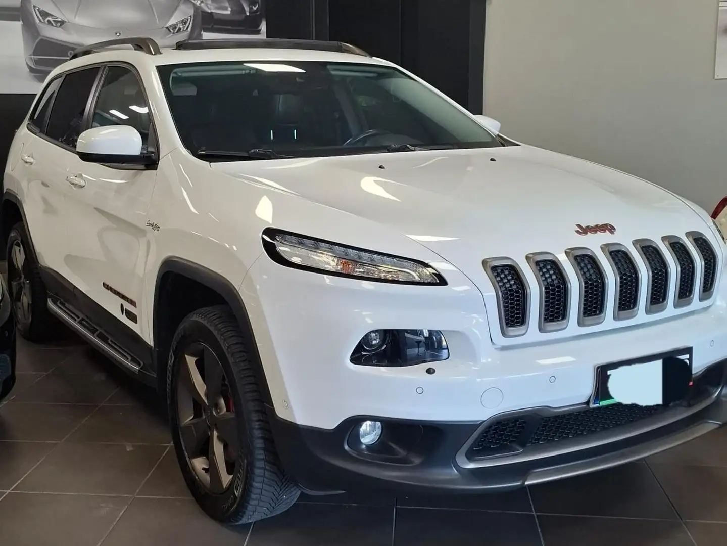 Jeep Cherokee Bianco - 2