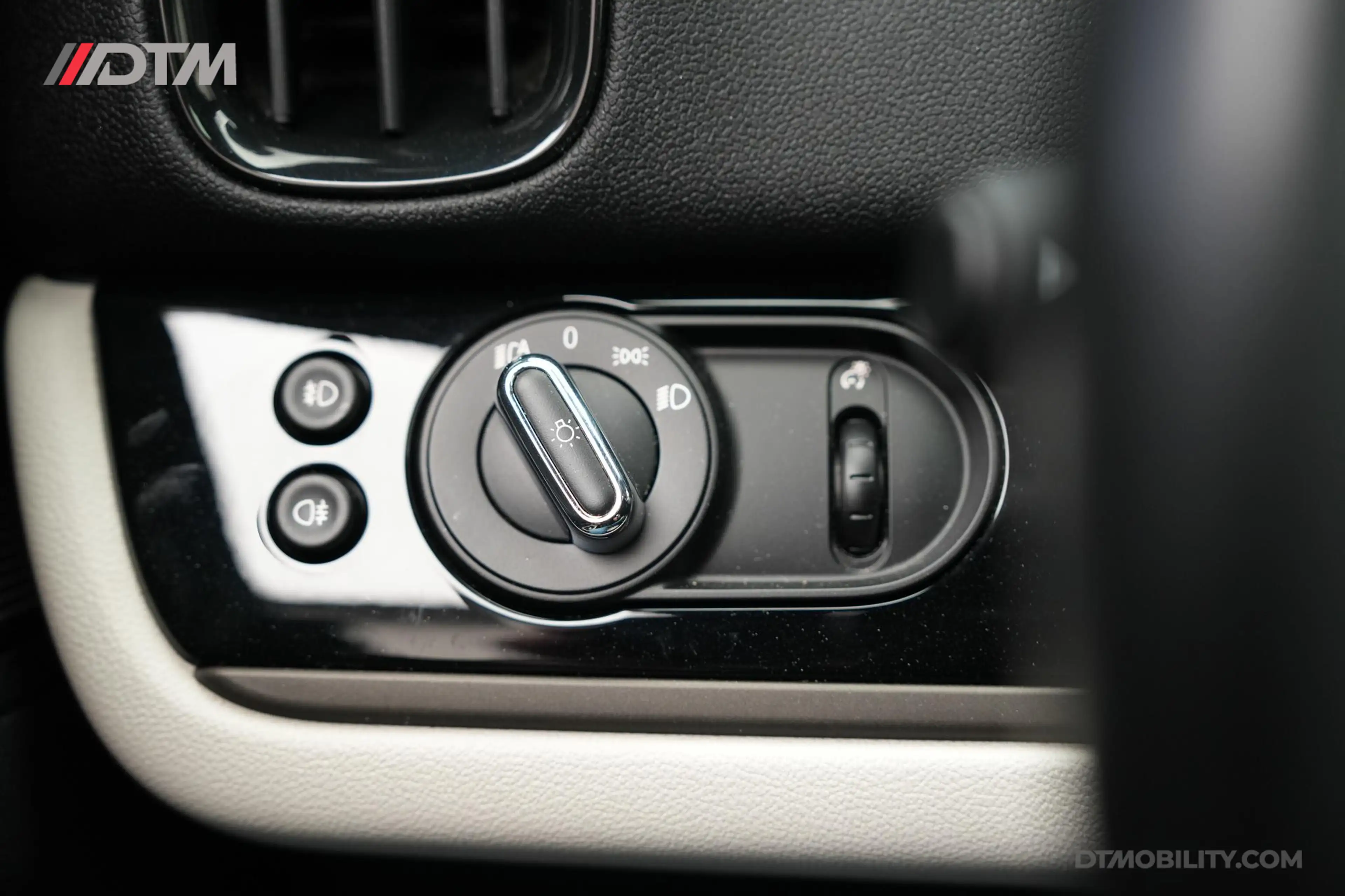 MINI Cooper SE Countryman 1.5 ALL4 | Panorama | Chester | Camera — photo 23