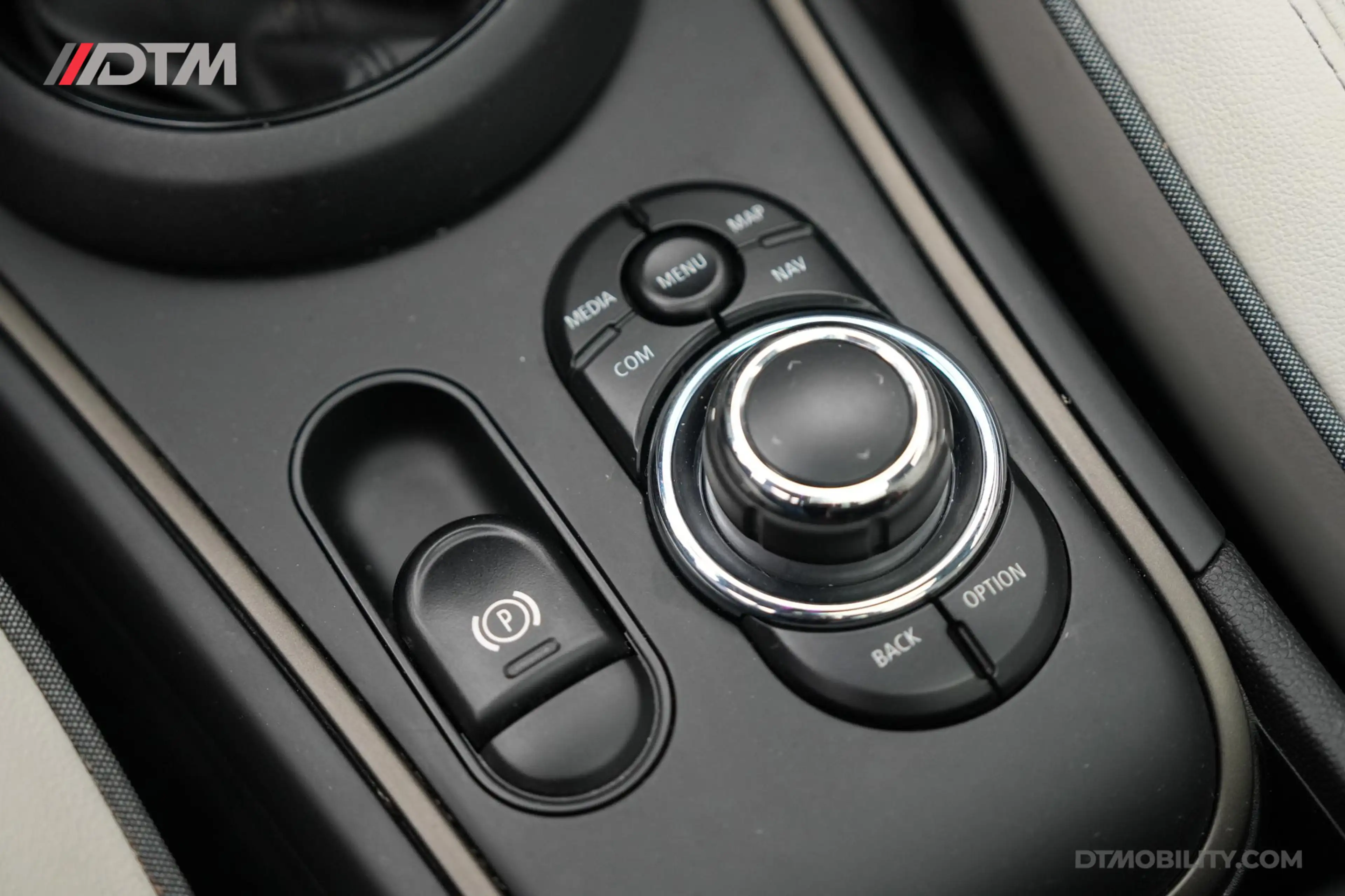 MINI Cooper SE Countryman 1.5 ALL4 | Panorama | Chester | Camera — photo 33