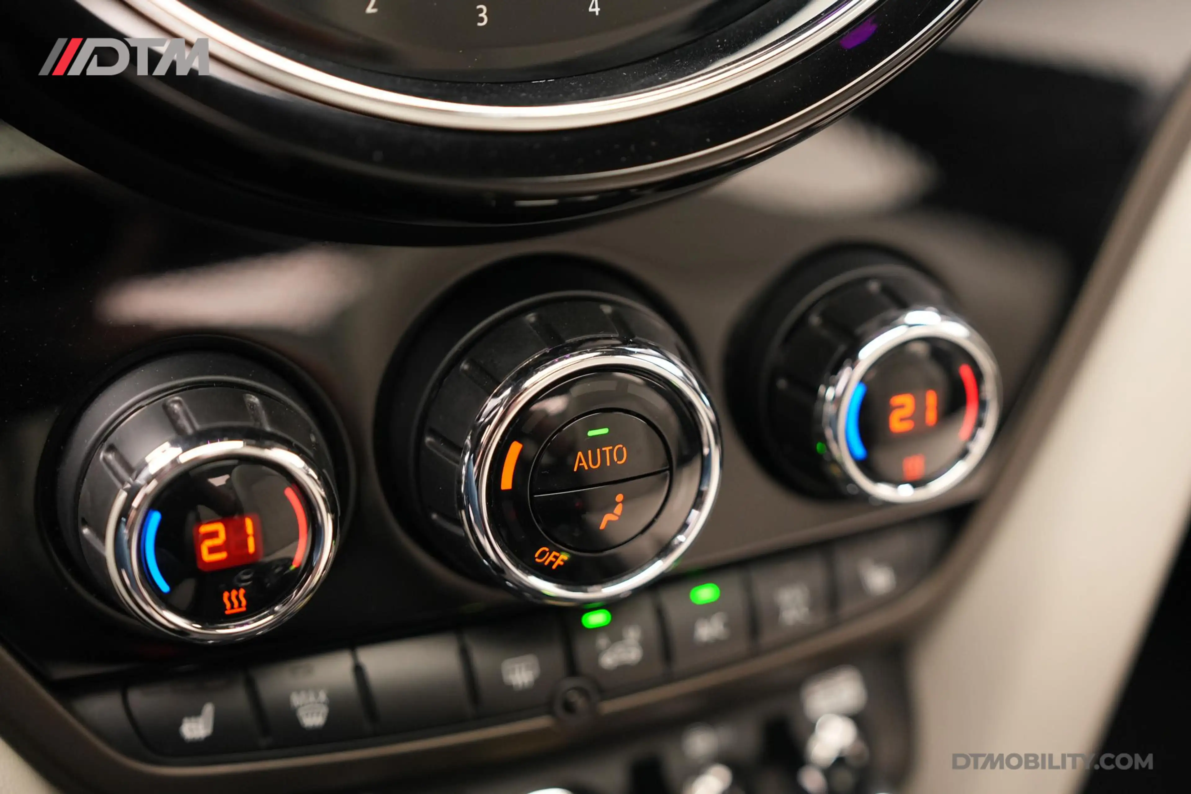 MINI Cooper SE Countryman 1.5 ALL4 | Panorama | Chester | Camera — photo 30
