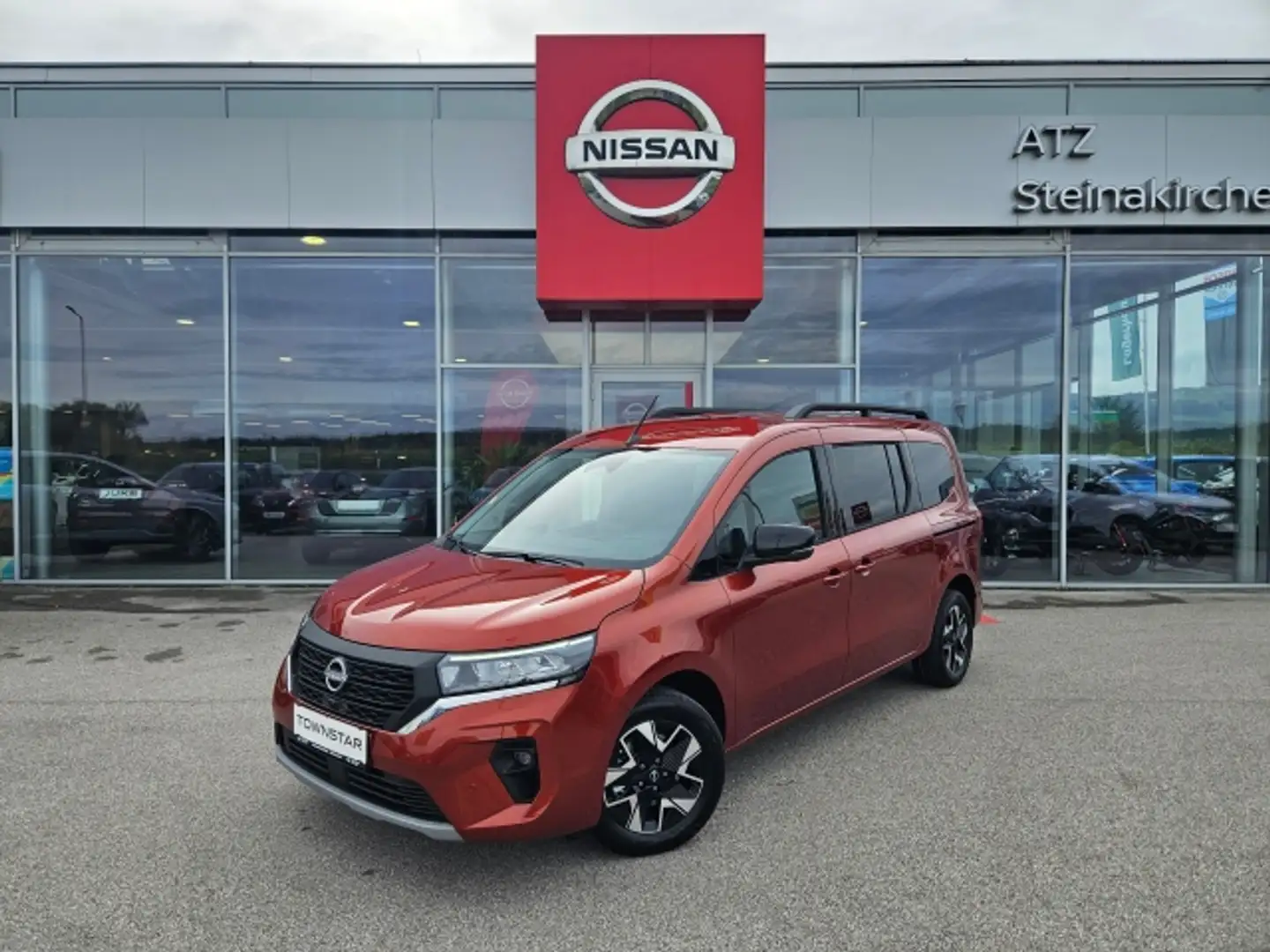 Nissan Townstar TEKNA 7S 1.3DIG-T 130 L2 EVALIA Коричневий - 1