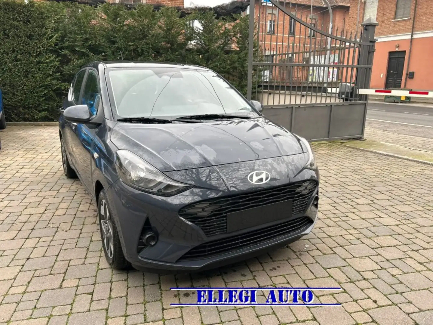 Hyundai i10 PROMO FINANZ.1.2 MPI Connectline KM 0 Blu/Azzurro - 1