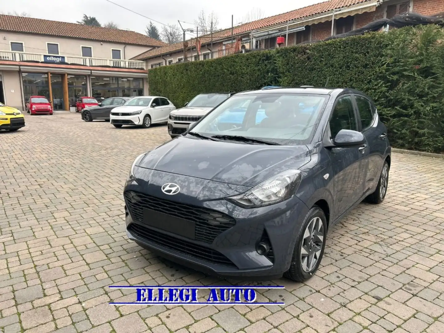 Hyundai i10 PROMO FINANZ.1.2 MPI Connectline KM 0 Blu/Azzurro - 2