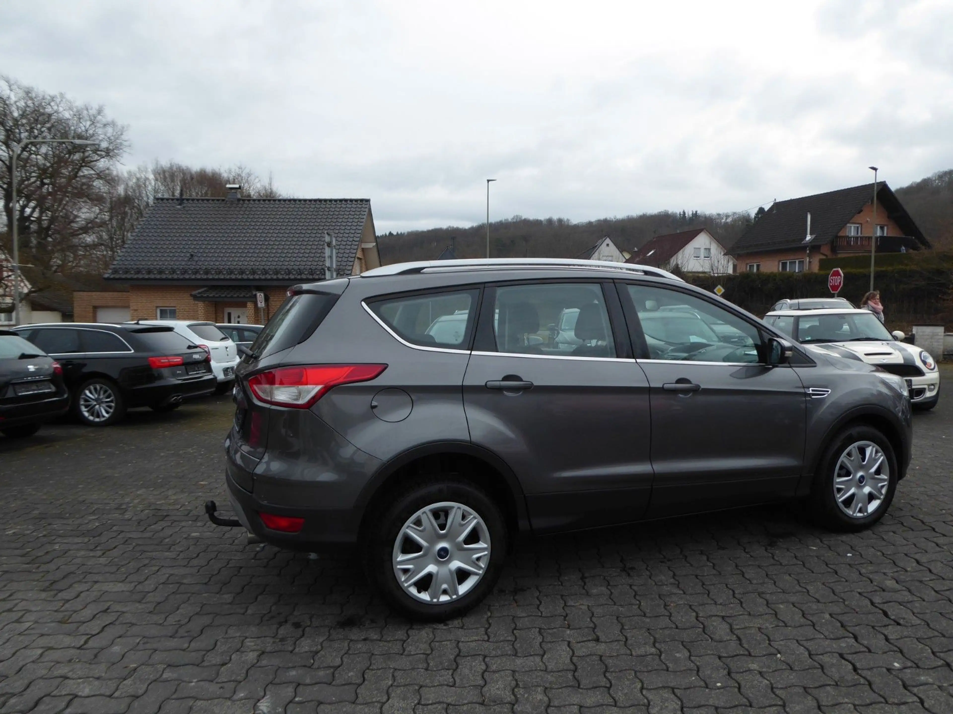 Ford Kuga Trend — photo 4