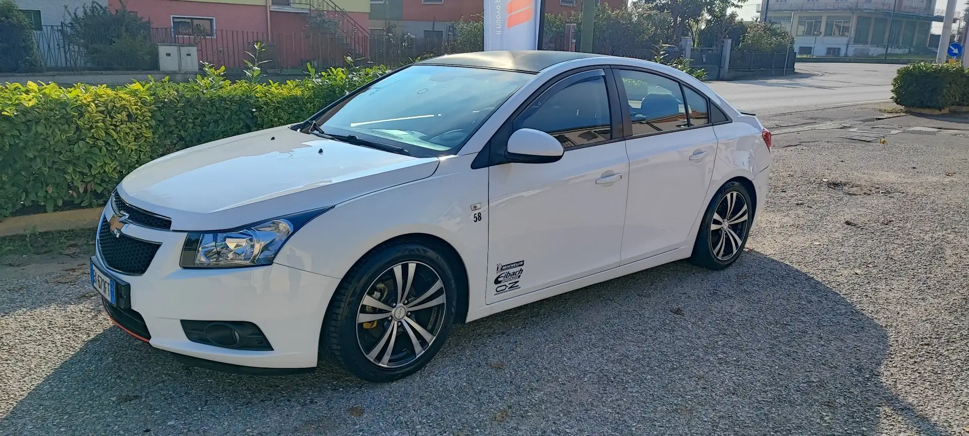 Chevrolet Cruze Hatchback 1.8 LT Gpl 141cv - 1