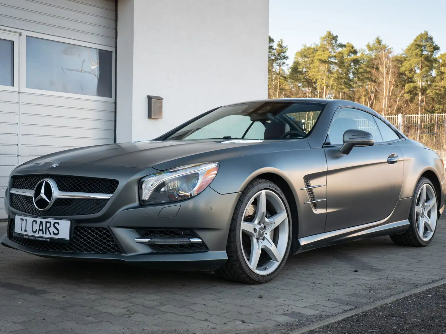 Mercedes-Benz SL 400 7G-TRONIC Срібний - 1