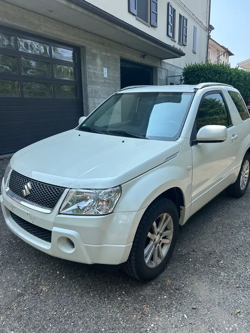 Suzuki Grand Vitara 1600 benzina Bianco - 2