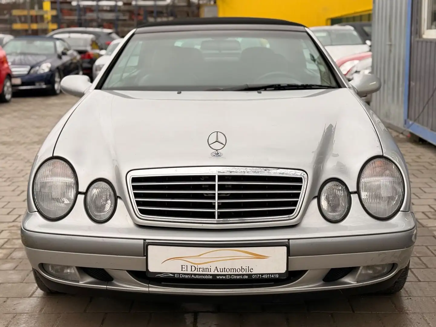 Mercedes-Benz CLK 200 Cabrio Aut. ELEGANCE Klima/PDC/TÜV 12.25 Zilver - 2
