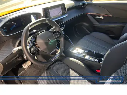 Annonce voiture d'occasion Peugeot e-208 - CARADIZE
