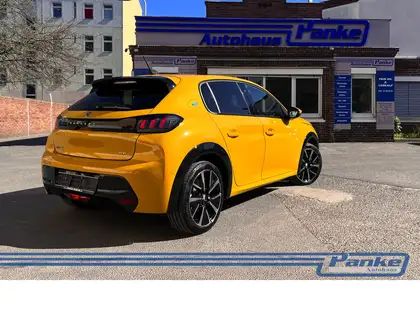 Annonce voiture d'occasion Peugeot e-208 - CARADIZE