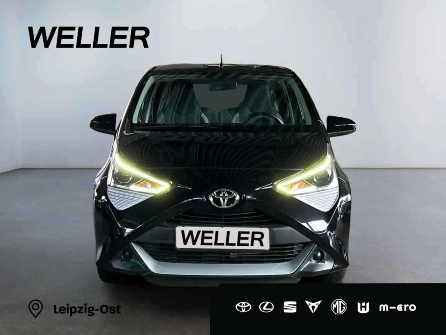 Toyota Aygo x-play *Klima*Bluetooth*Lederlenkrad*TRC* Schwarz - 2
