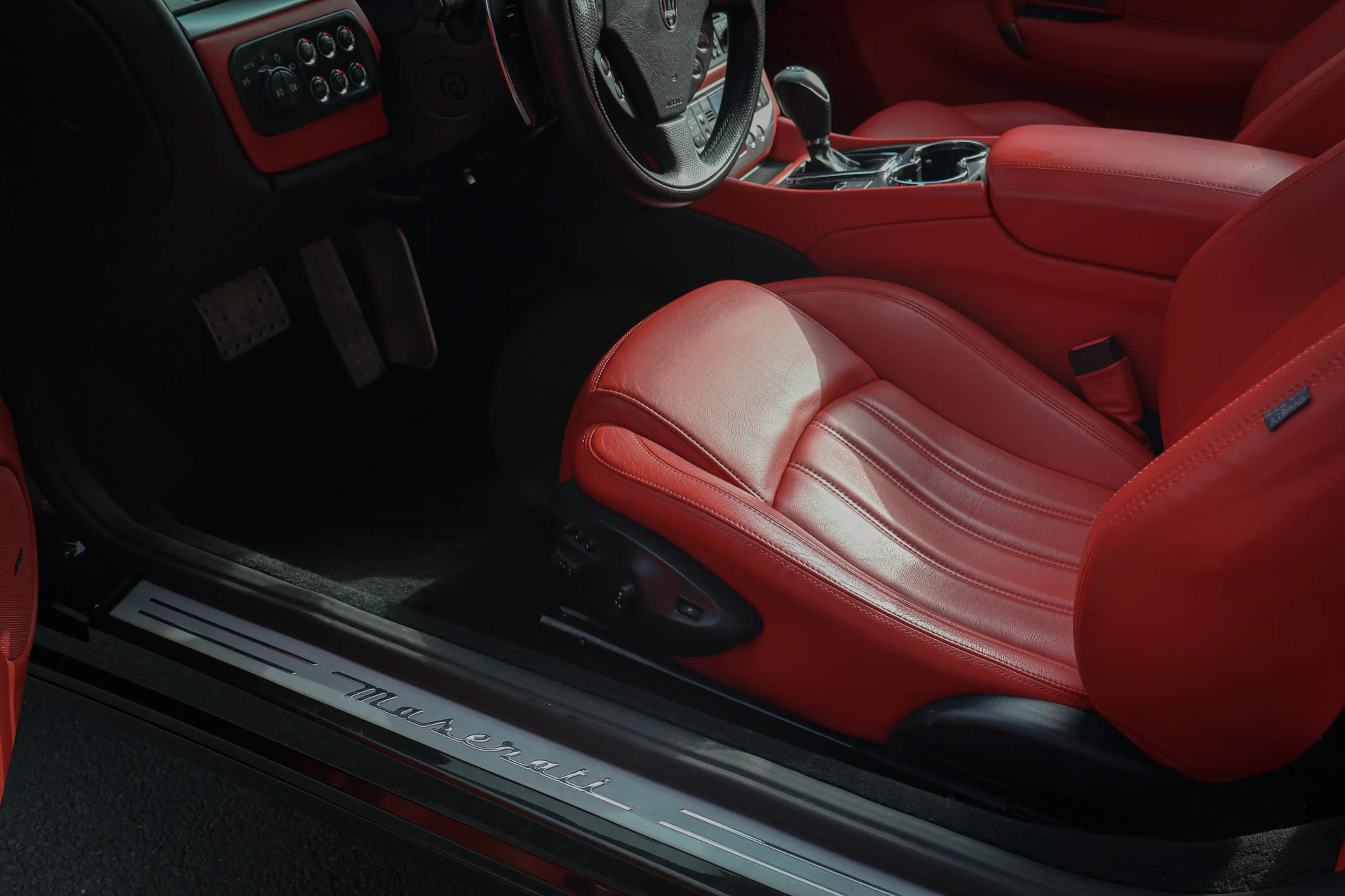 Maserati GranCabrio 4.7 V8 | STOELVERWARMING | CAPRISTO KLEPPENSYSTEEM — photo 15