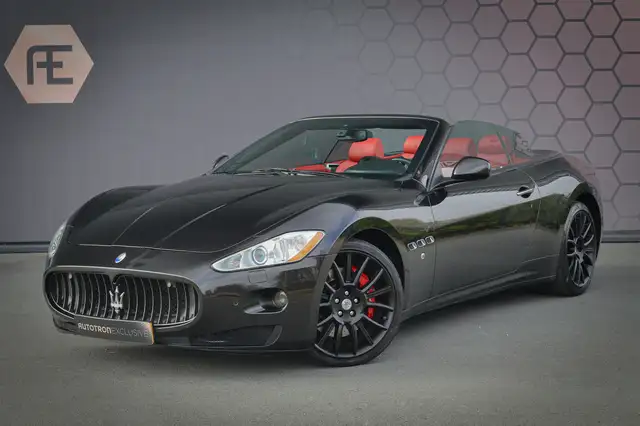 Maserati GranCabrio 4.7 V8 | STOELVERWARMING | CAPRISTO KLEPPENSYSTEEM