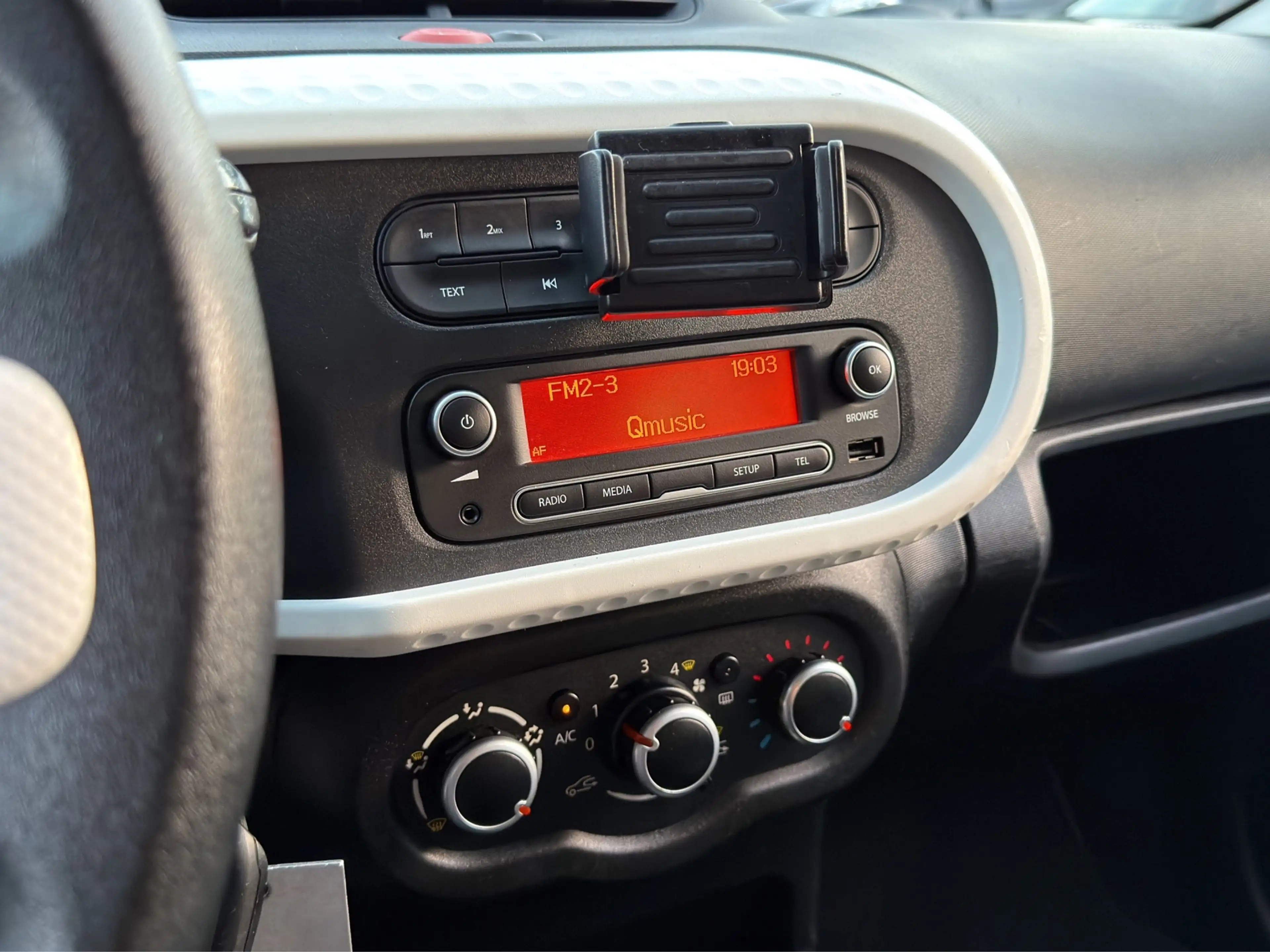 Renault Twingo 1.0 SCe Authentique Airco|Cruise Control|Led — photo 10