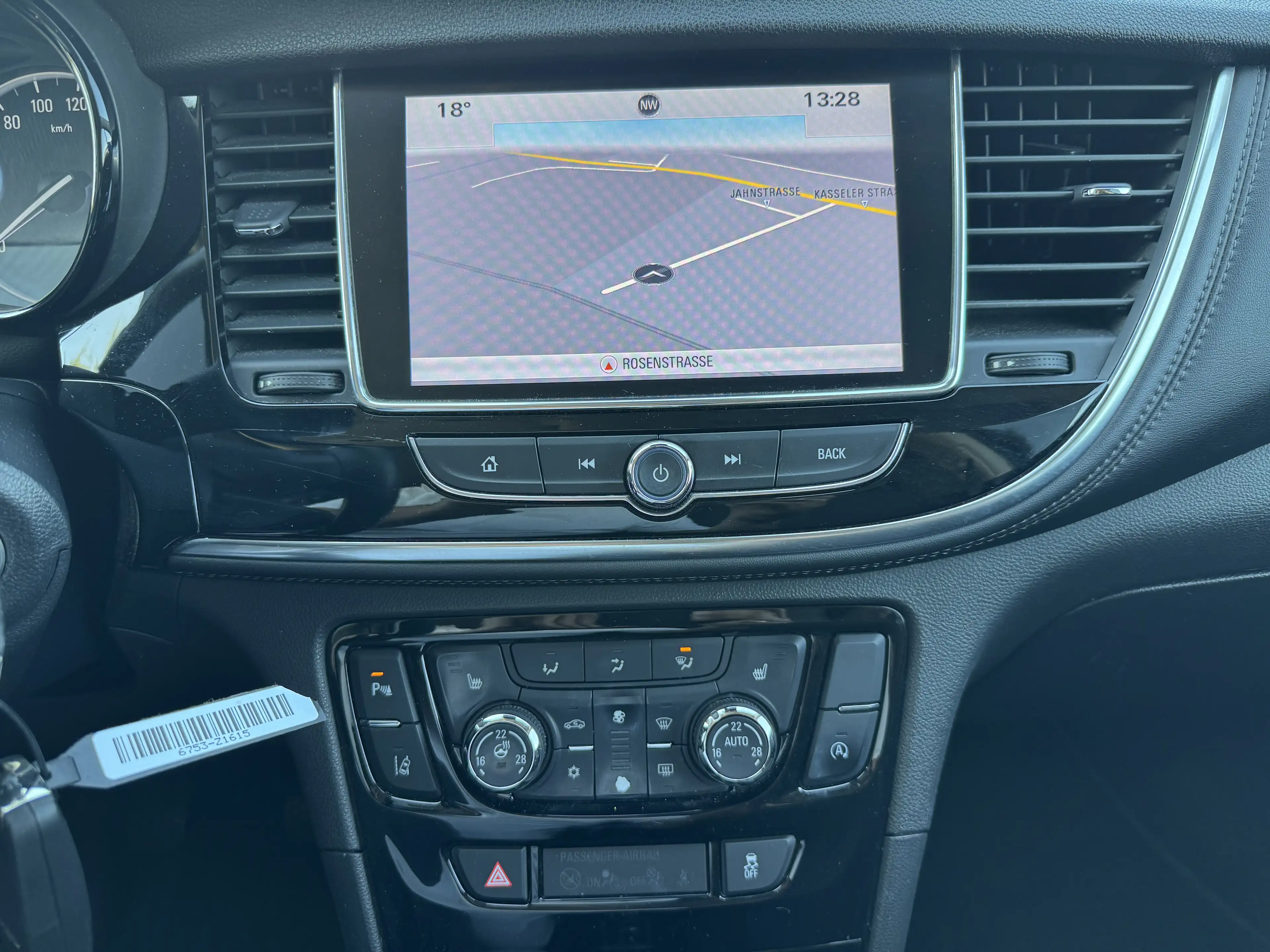 Opel Mokka X Innovation 1,4 103 kW / Navi / Rü-Kamera / LED — photo 9