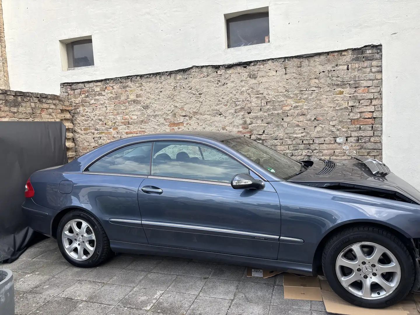 Mercedes-Benz CLK 200 Coupe Kompressor Elegance Unfallauto - 1