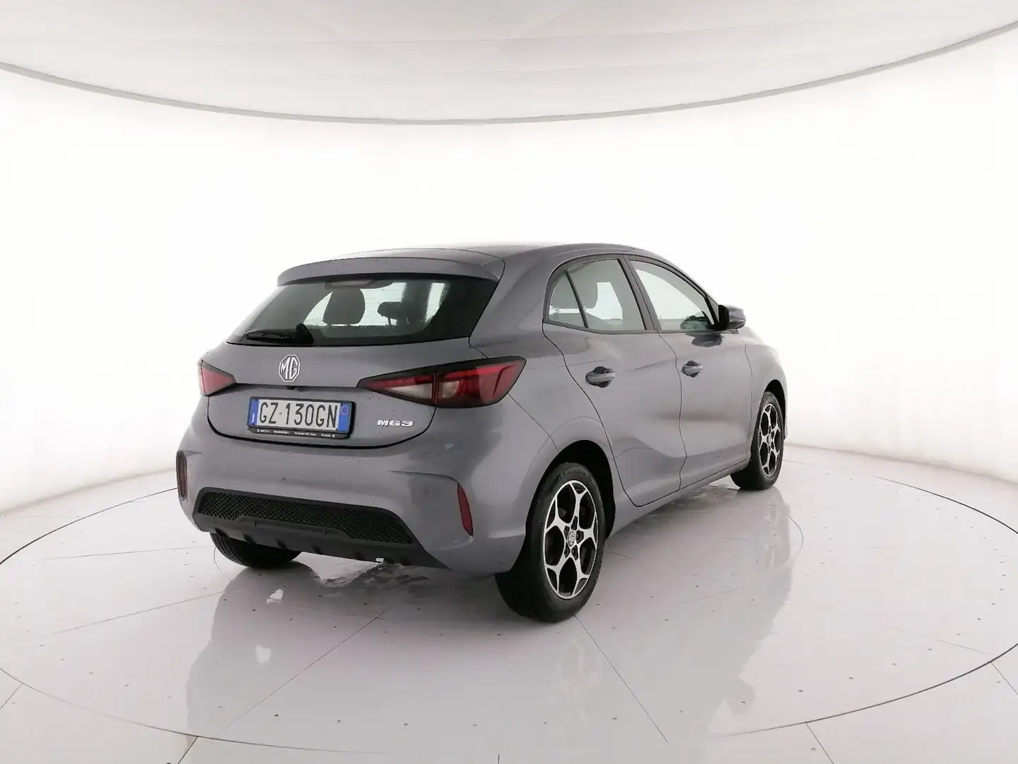 MG MG3 1.5 Comfort Grau - 2