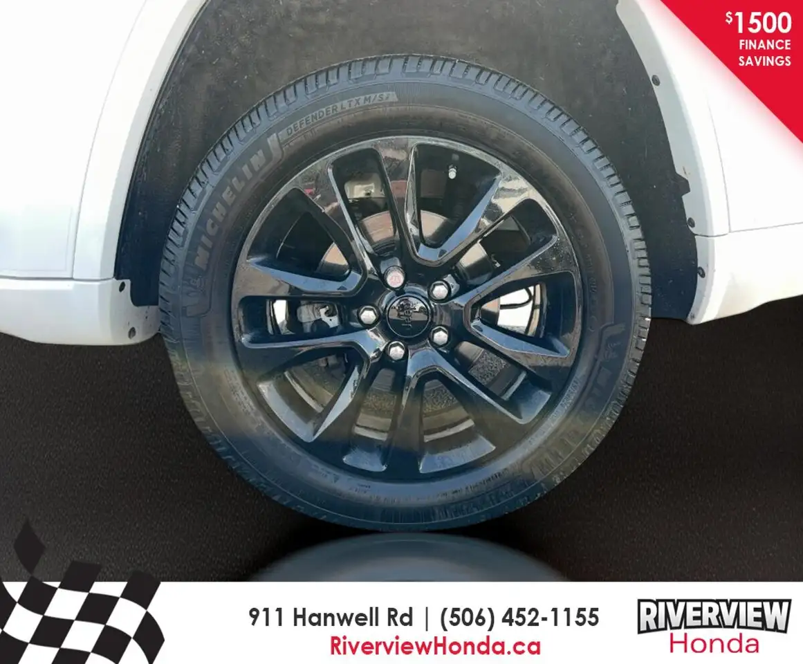 Jeep Grand Cherokee photo Jeep Grand Cherokee