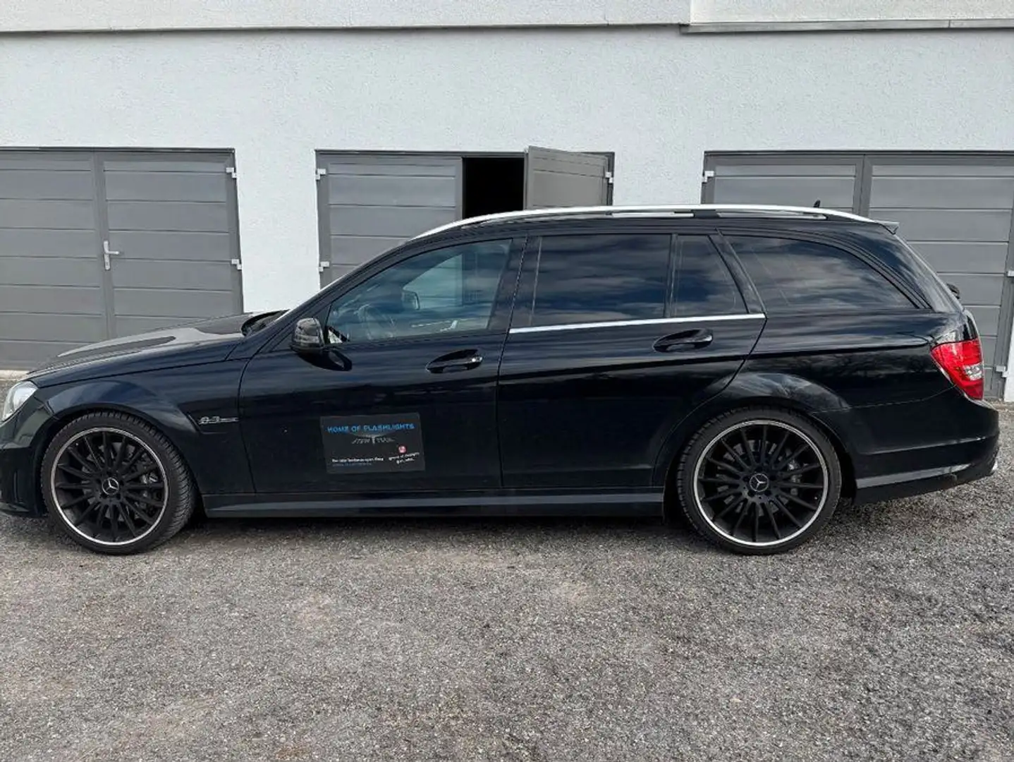 Mercedes-Benz C 63 AMG SPEEDSHIFT MCT Performance Package Schwarz - 2