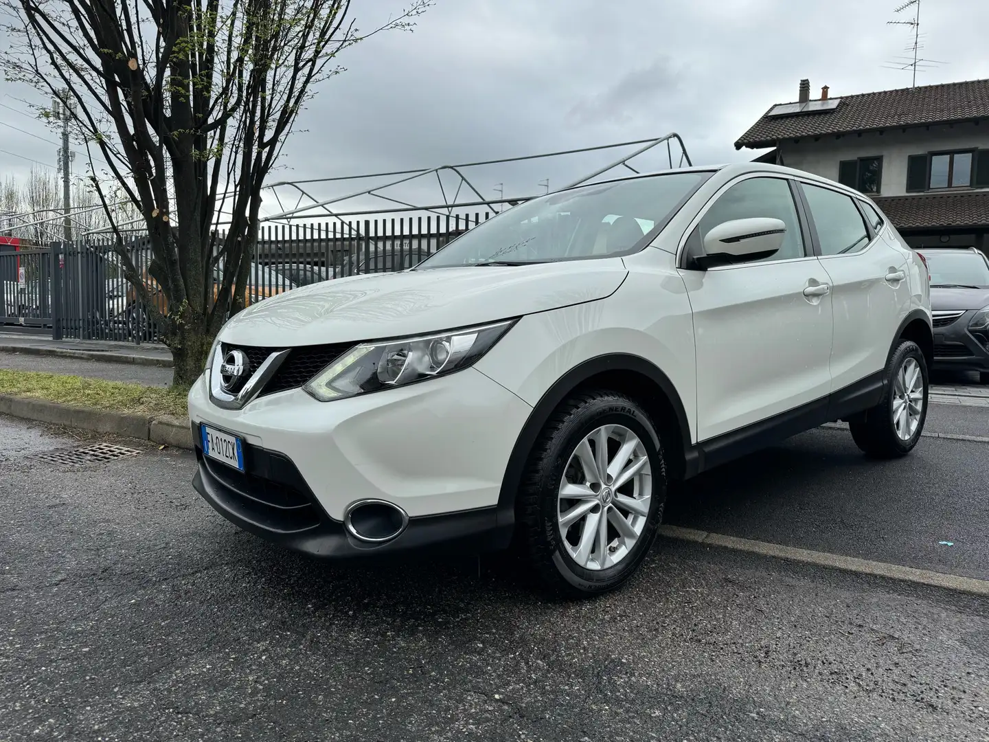 Nissan Qashqai 1.6 DIG-T business 120kw Wit - 2
