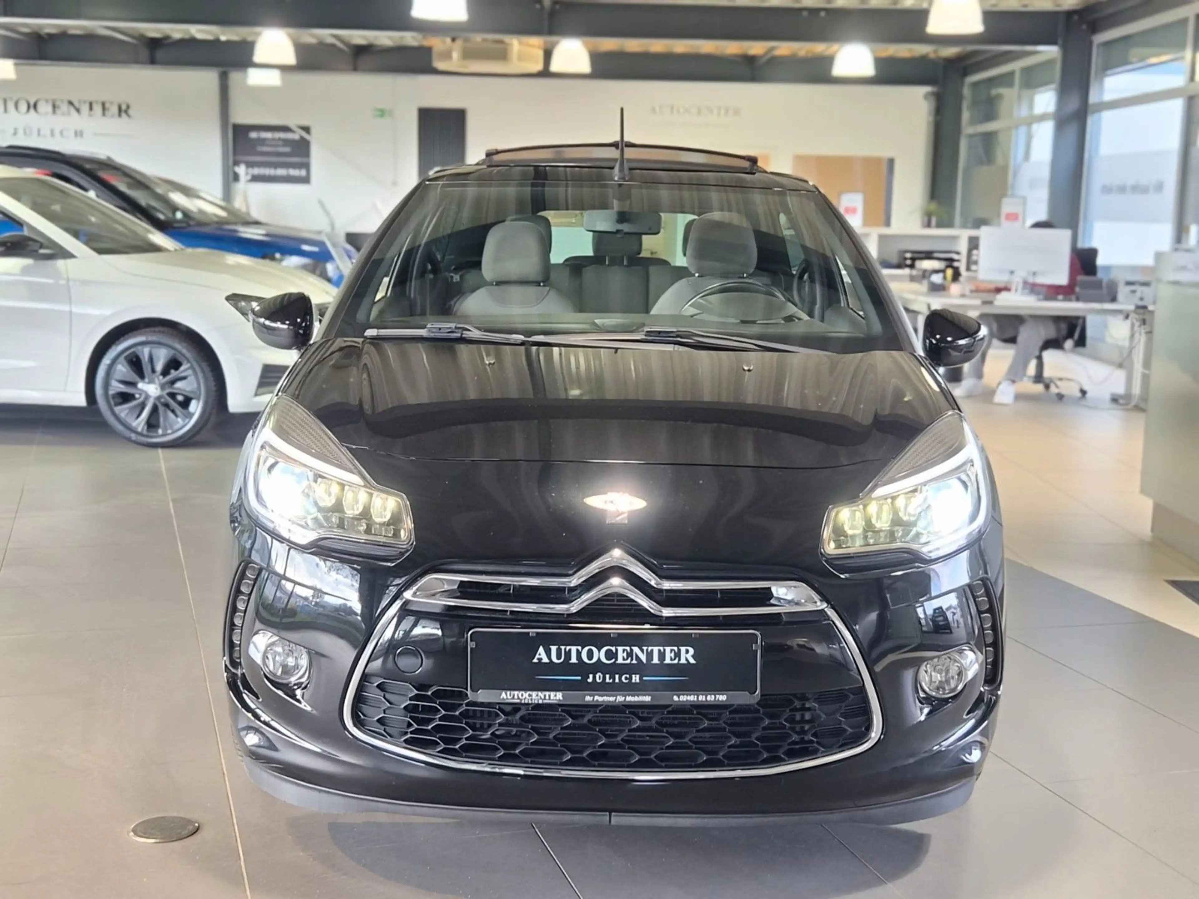 Citroen DS3 Cabrio So Paris* Wenig Km* Allwetterreifen — photo 2