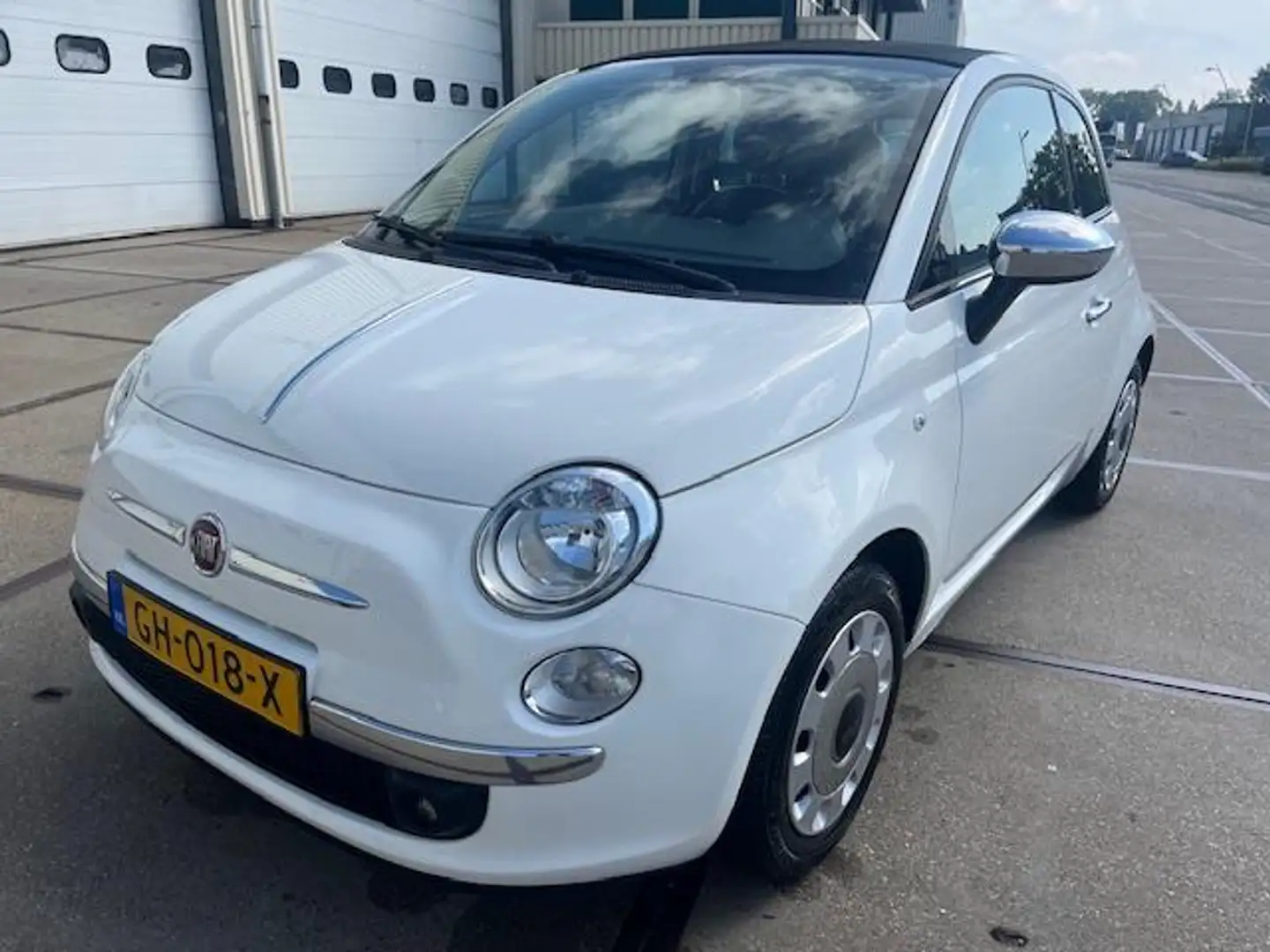 Fiat 500 CABRIO 0.9 TwinAir Turbo Lounge CLIMA NAP NW STAAT Wit - 2