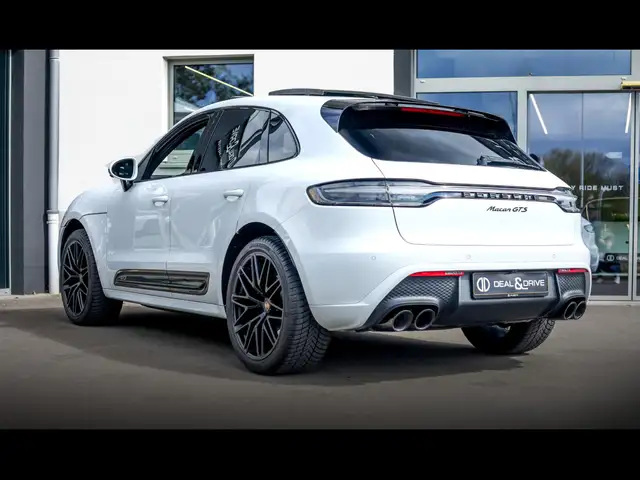 Porsche Macan view 7