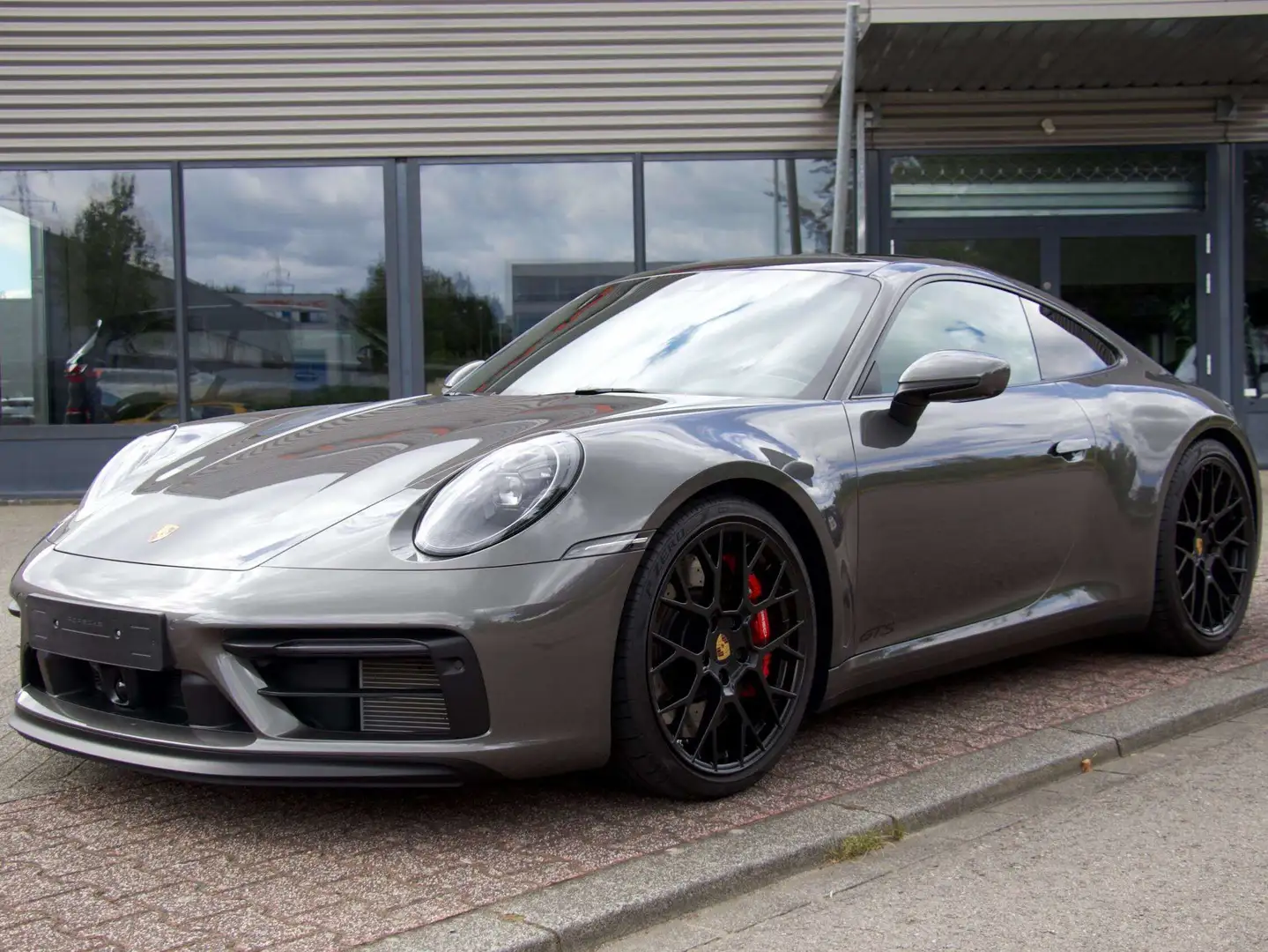 Porsche 992 .2. 911 Carrera GTS PDK Gris - 1