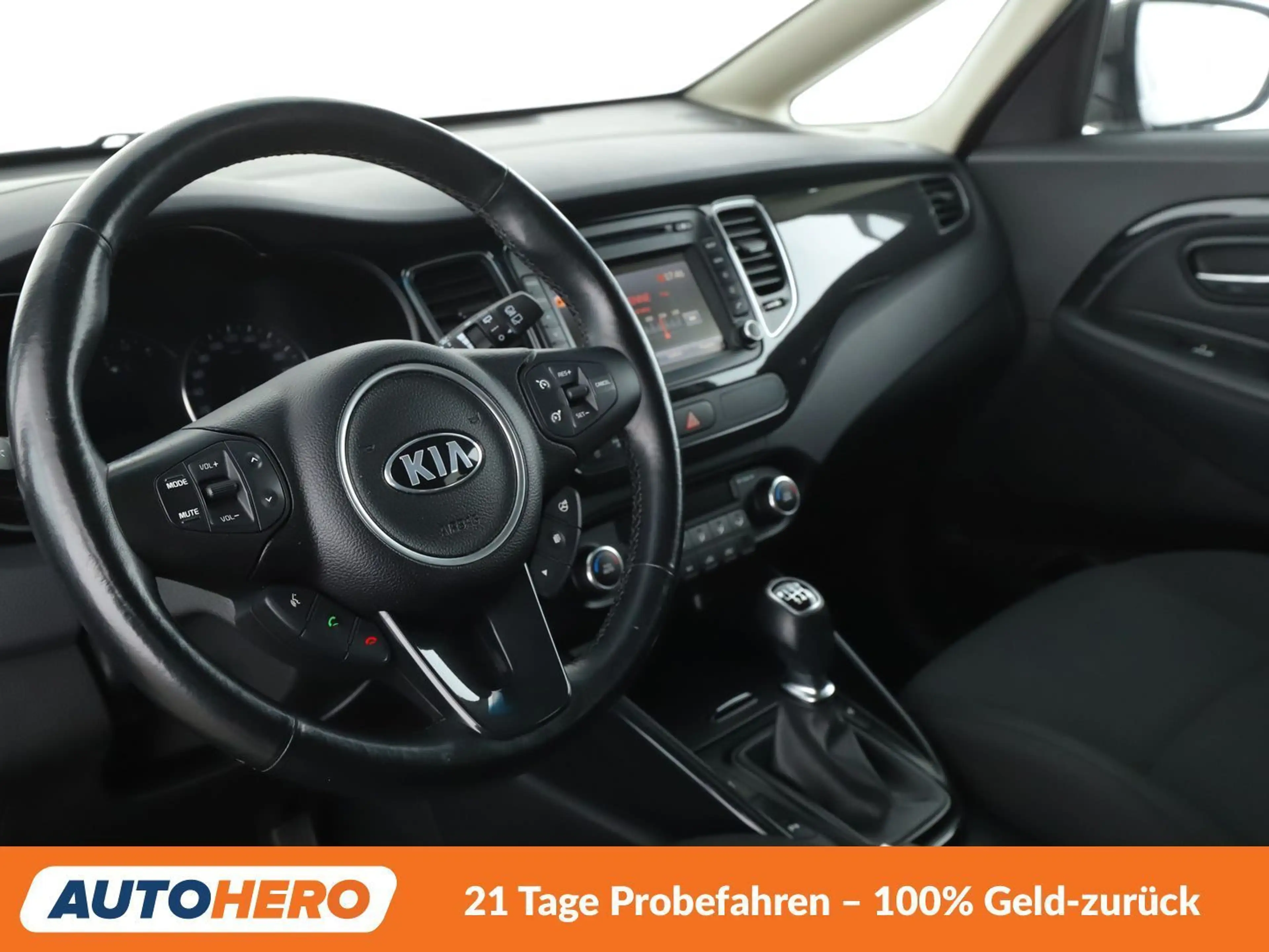 Kia Carens 1.6 GDI UEFA Euro 2016*NAVI*TEMPO*CAM*PDC* — photo 11
