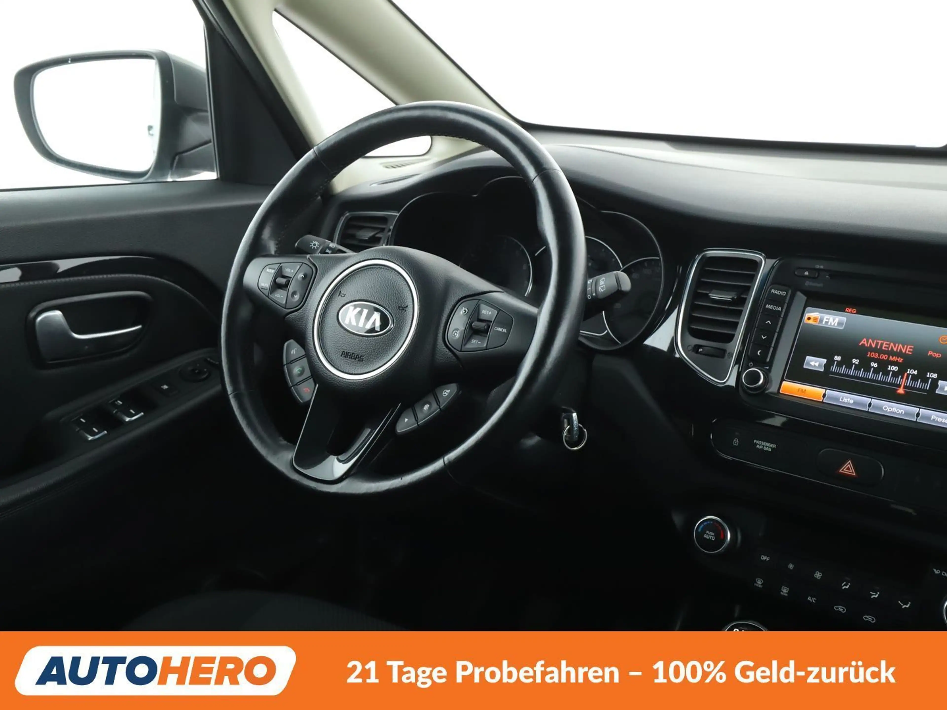 Kia Carens 1.6 GDI UEFA Euro 2016*NAVI*TEMPO*CAM*PDC* — photo 13