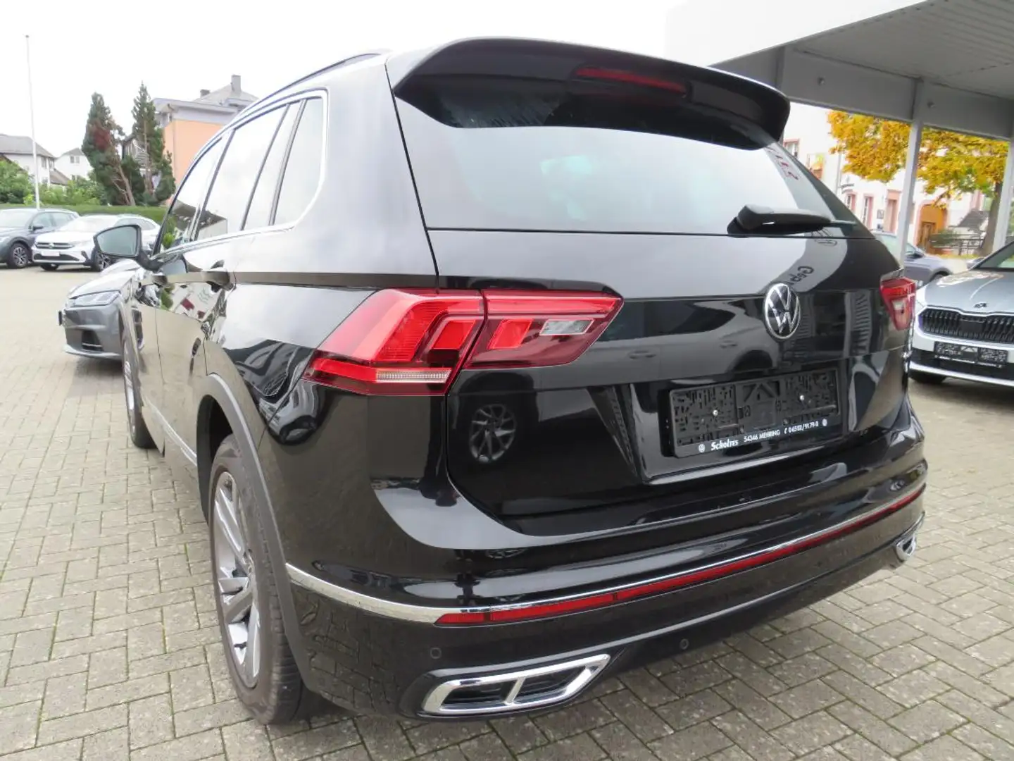 Volkswagen Tiguan R-Line 2.0 TDI DSG Noir - 2
